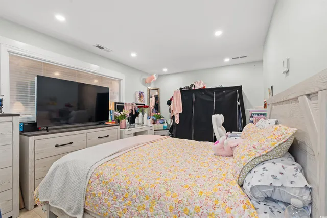 $899,900 | 304 1st Avenue North, Myrtle Beach, SC 29577