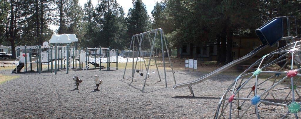 60901 Brosterhous Road, Unit 754 Bend, OR 97702 - Photo 19 of 21 Swing and climb and more fun.