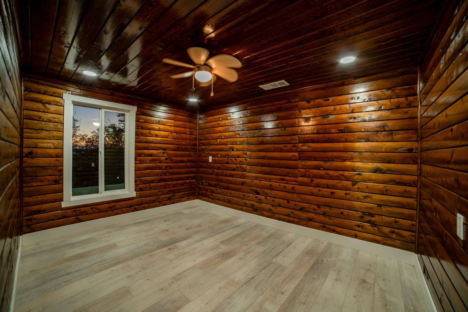 14594 Perricone Road Jamestown, CA 95327 - Photo 15 of 48 a view of an empty room with a projector