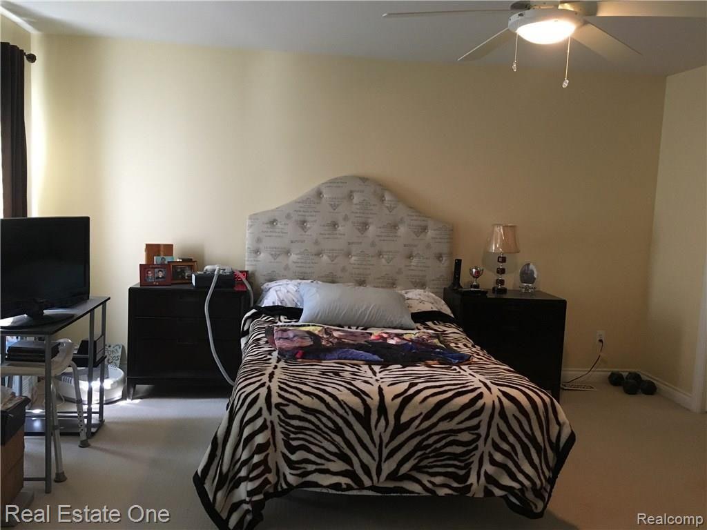3697 Warwick Drive Rochester Hills, MI 48309 - Photo 20 of 31