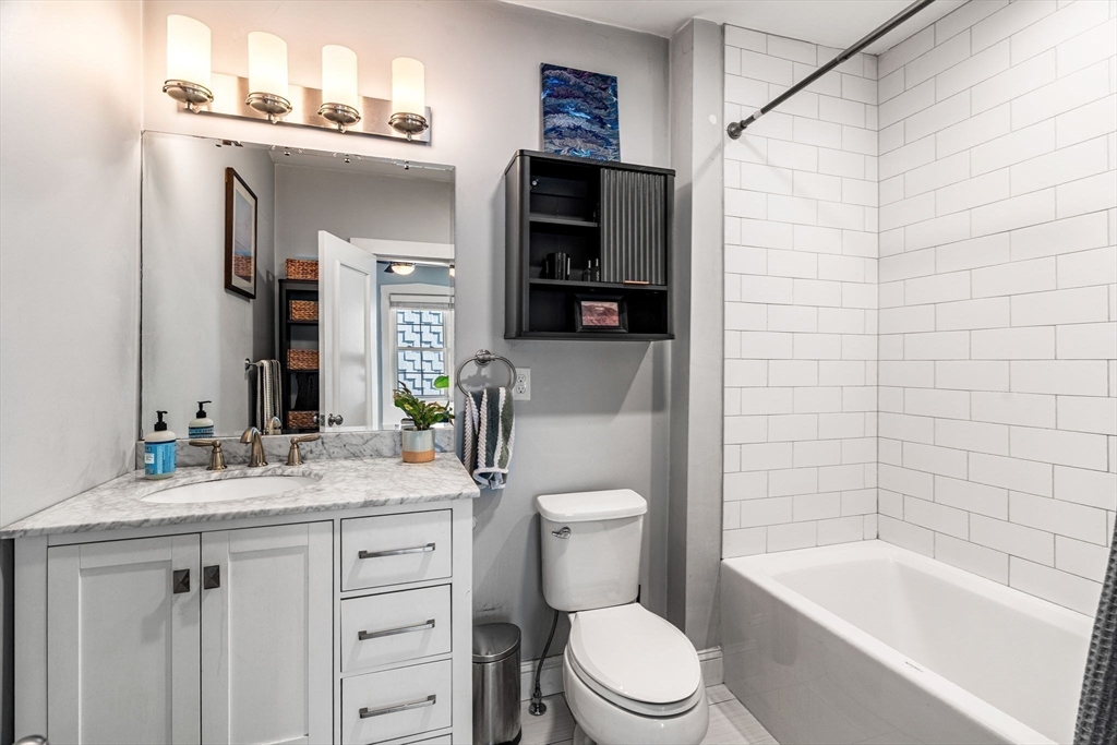 87 Condor Street, Unit 2 Boston, MA 02128 - Photo 14 of 16