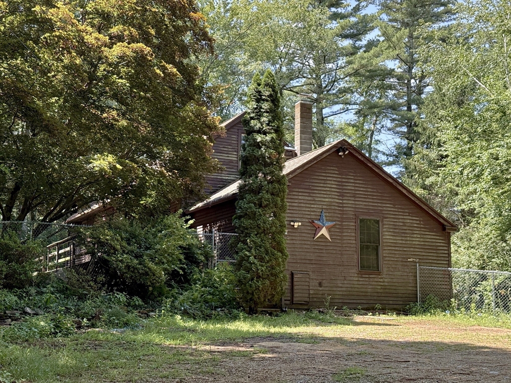 392 Mashapaug Road Holland, MA 01521 - Photo 29 of 35