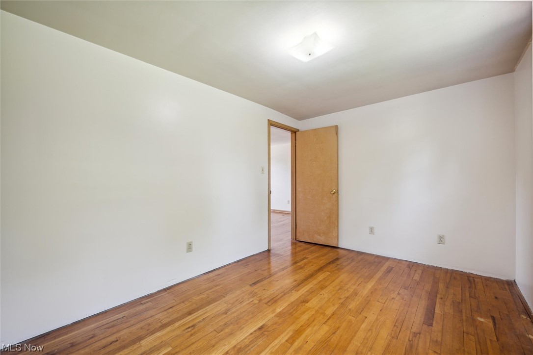 871 Lander Road Cleveland, OH 44143 - Photo 25 of 35