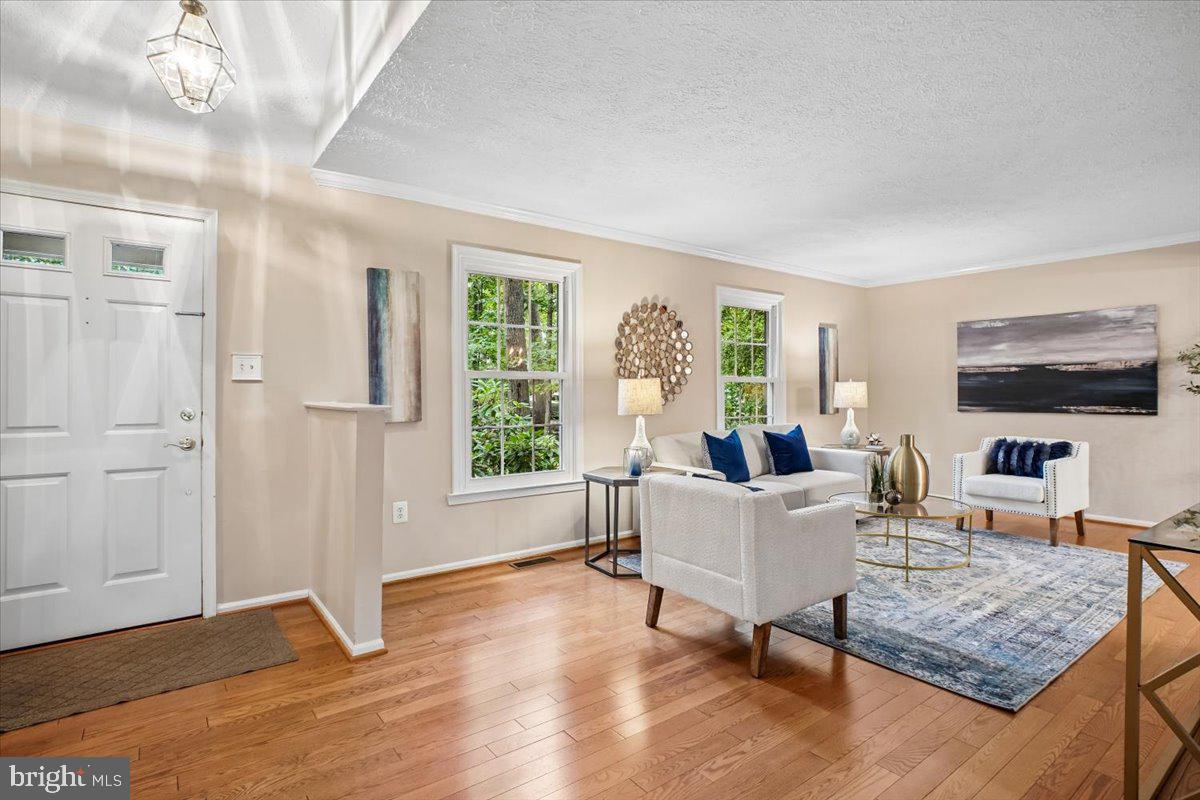 1877 Post Oak Trail Reston, VA 20191 - Photo 3 of 52