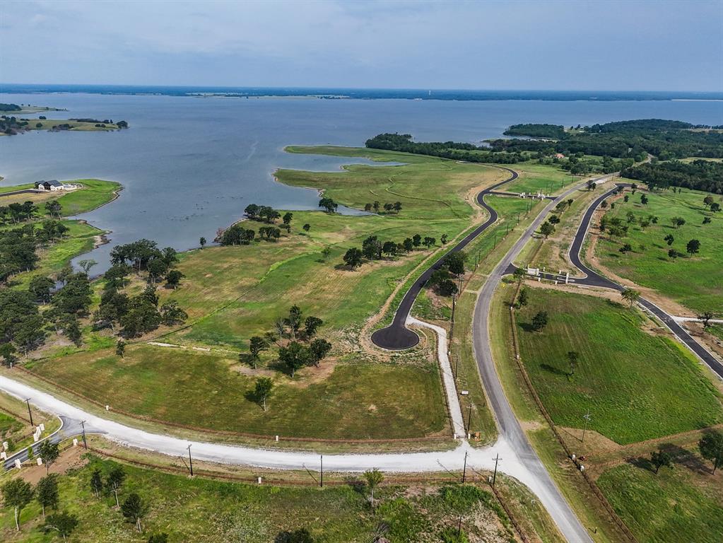 259 Lakeshore Terrace Windom, TX 75492 - Photo 22 of 35 a view of a swimming pool