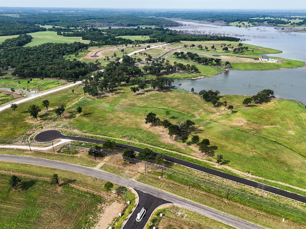 259 Lakeshore Terrace Windom, TX 75492 - Photo 8 of 35