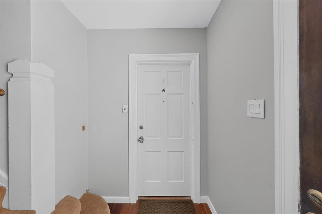 4548 Roland Avenue, Unit A Dallas, TX 75219 - Photo 5 of 31 Gallery Image 5