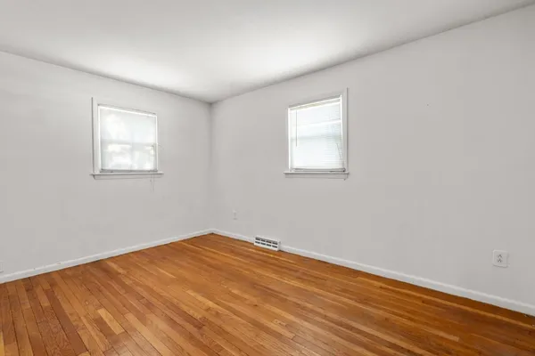 $565,000 | 28 Patriot Street, North Andover, MA 01845