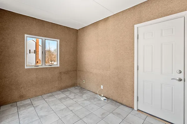 $565,000 | 28 Patriot Street, North Andover, MA 01845