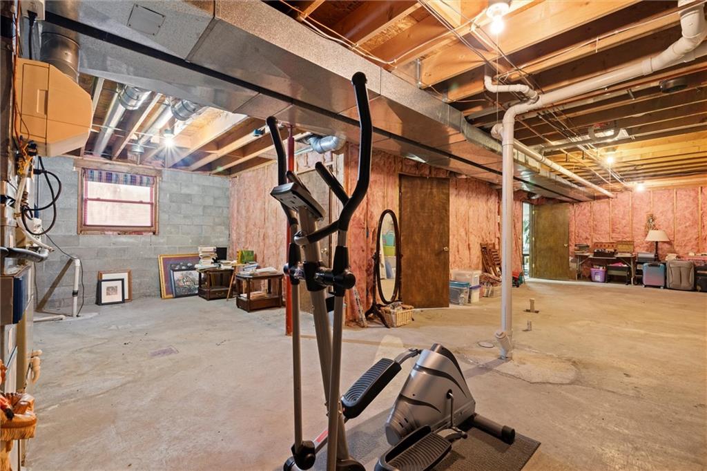 2997 Spangler Road Hermitage, PA 16148 - Photo 26 of 43 a view of a room with gym equipment