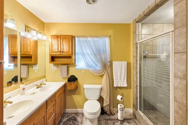 $499,999 | 176 Bourbon Street, Freeport, FL 32439