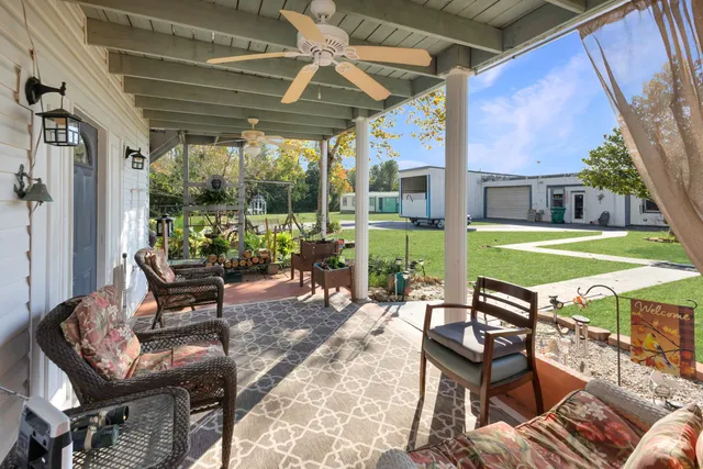 $499,999 | 176 Bourbon Street, Freeport, FL 32439