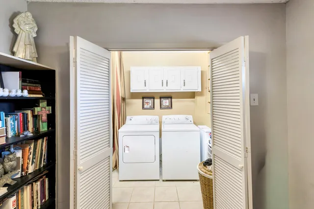 $499,999 | 176 Bourbon Street, Freeport, FL 32439