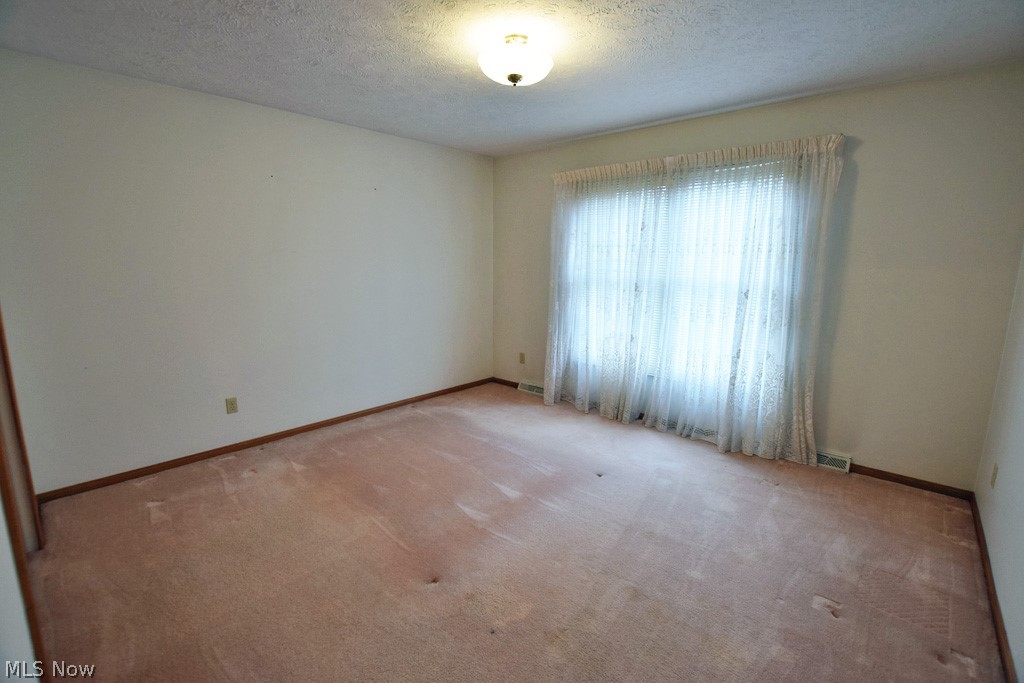 351 Longspur Road Highland Heights, OH 44143 - Photo 12 of 17