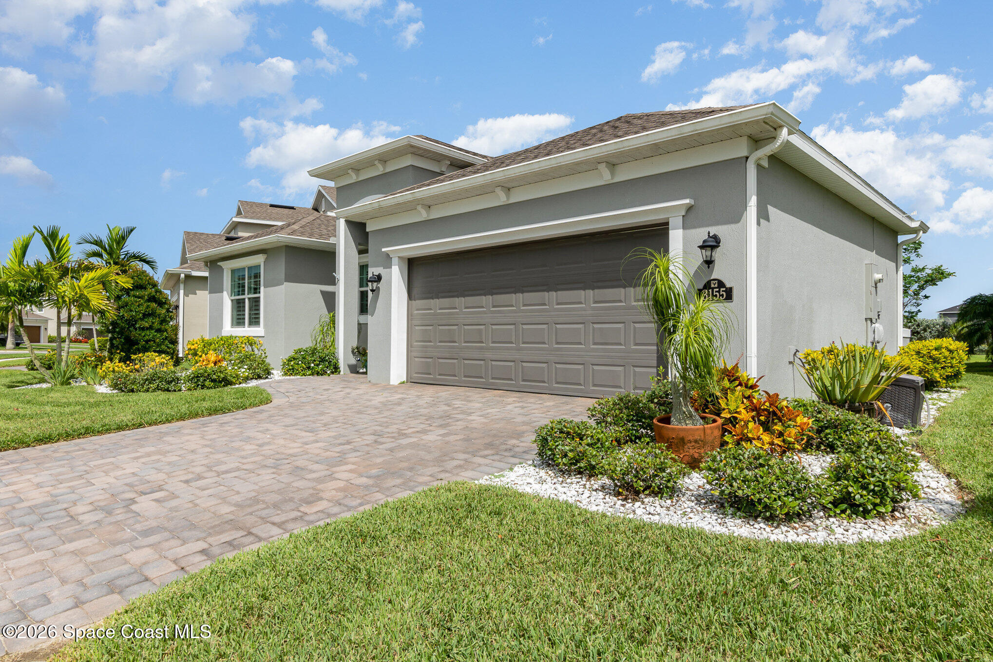 3155 Hummingbird Way Melbourne, FL 32940 - Photo 3 of 30 003_1515_hummingbird_44-edit