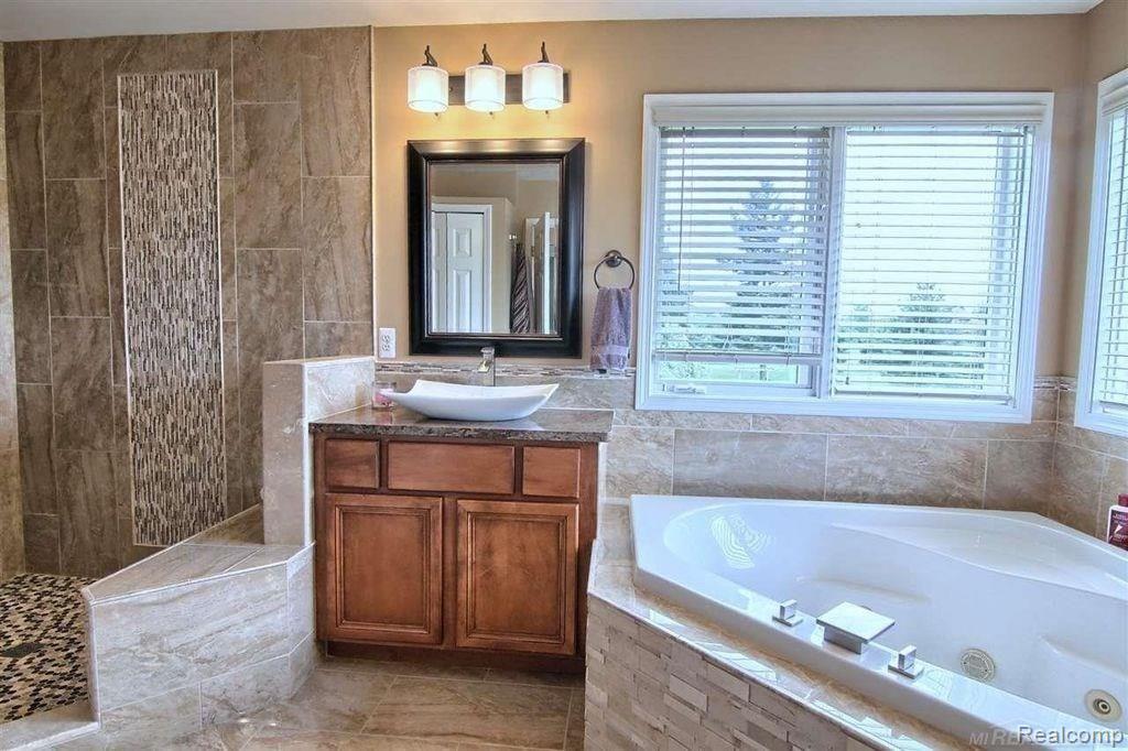 74455 Gould Road Romeo, MI 48065 - Photo 20 of 25 20.jpg