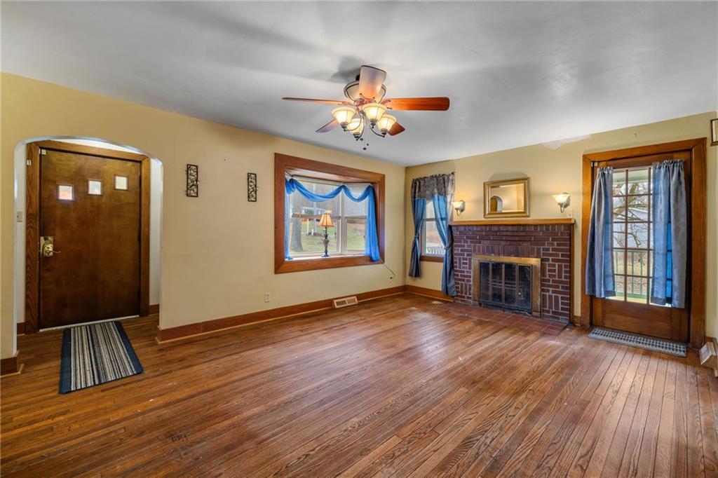 637 Freeport Road Freeport, PA 16229 - Photo 9 of 35