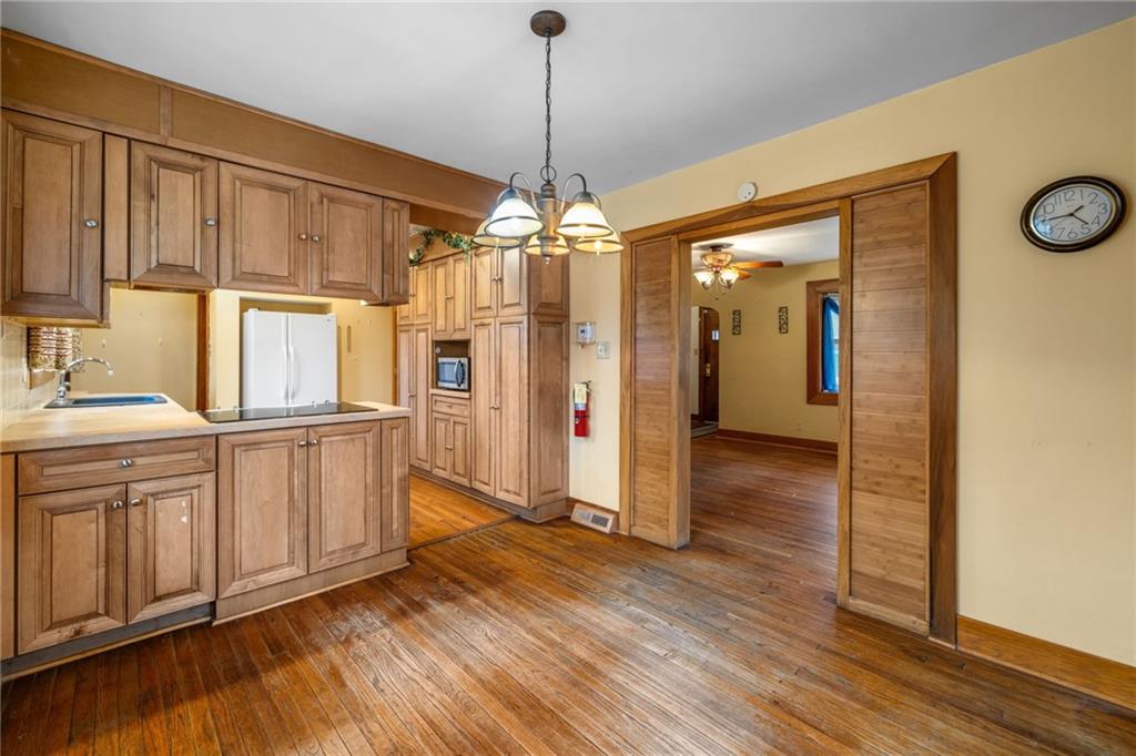 637 Freeport Road Freeport, PA 16229 - Photo 10 of 35