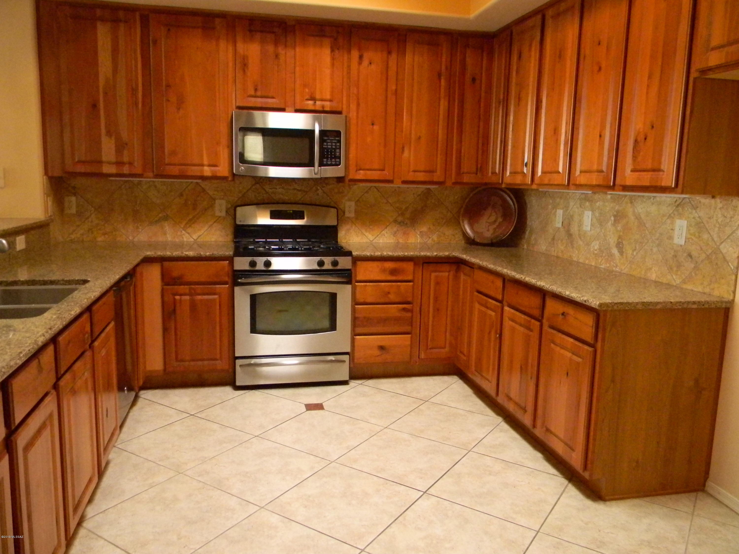 4481 West Crystal Ranch Place Marana, AZ 85658 - Photo 7 of 41