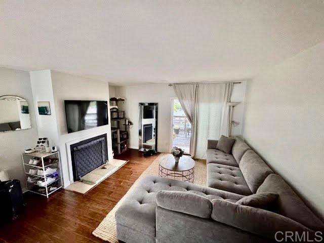 1034 3rd Street Encinitas, CA 92024 - Photo 6 of 24 Gallery Image 6