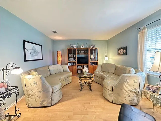 $158,500 | 308 Arlington Court, Laplace, LA 70068