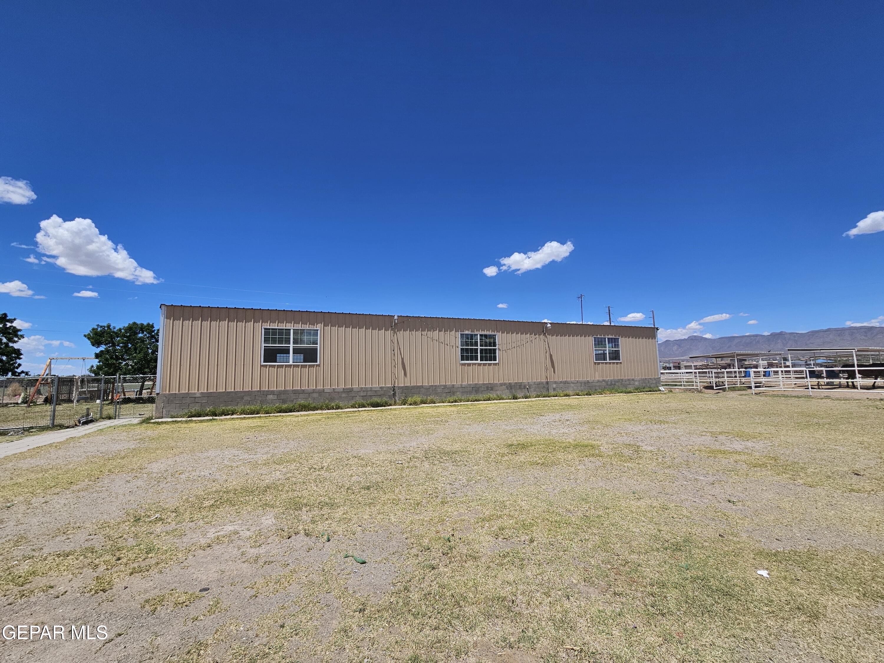 6651 Strahan Road El Paso, TX 79932 - Photo 11 of 60 20240517_135439