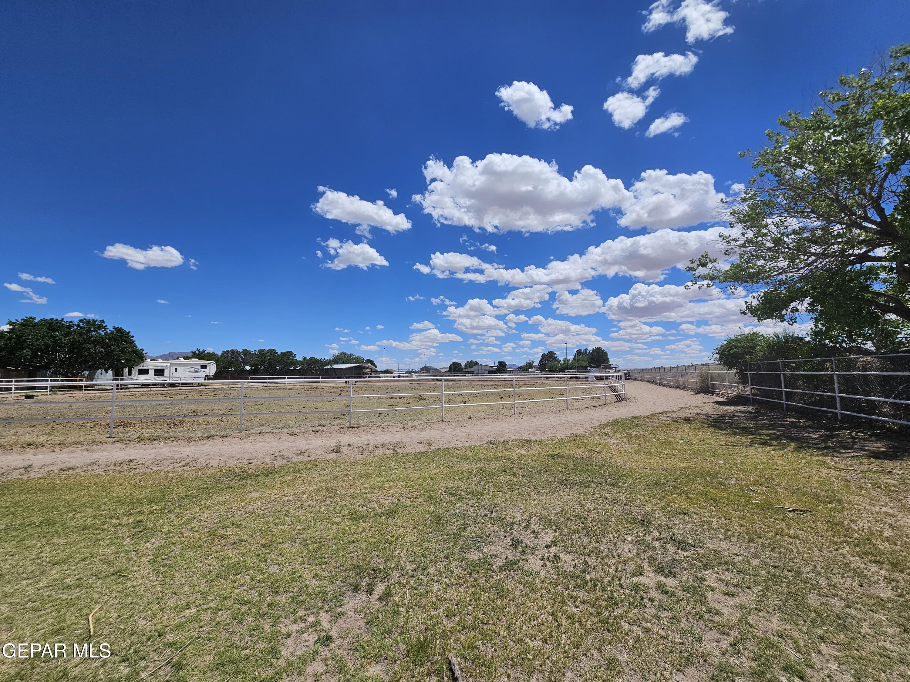 6651 Strahan Road El Paso, TX 79932 - Photo 18 of 60 20240517_135937