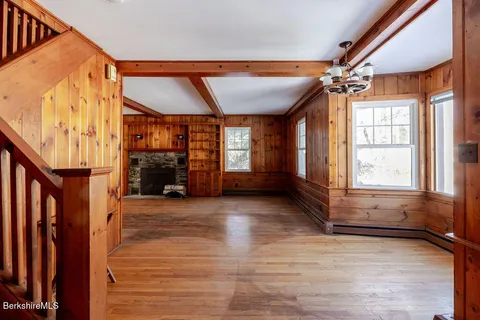 $425,000 | 470 Main Road, Monterey, MA 01245