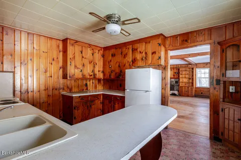 $425,000 | 470 Main Road, Monterey, MA 01245