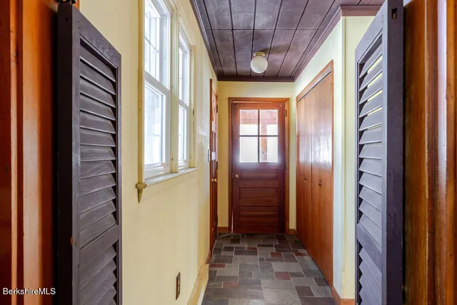 $425,000 | 470 Main Road, Monterey, MA 01245