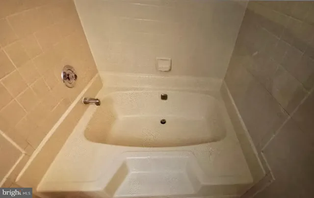 $2,300 | 411 Park Pl Drive, Cherry Hill, NJ 08002