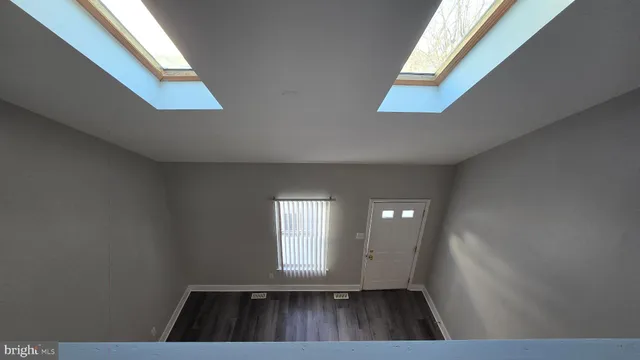 $2,300 | 411 Park Pl Drive, Cherry Hill, NJ 08002