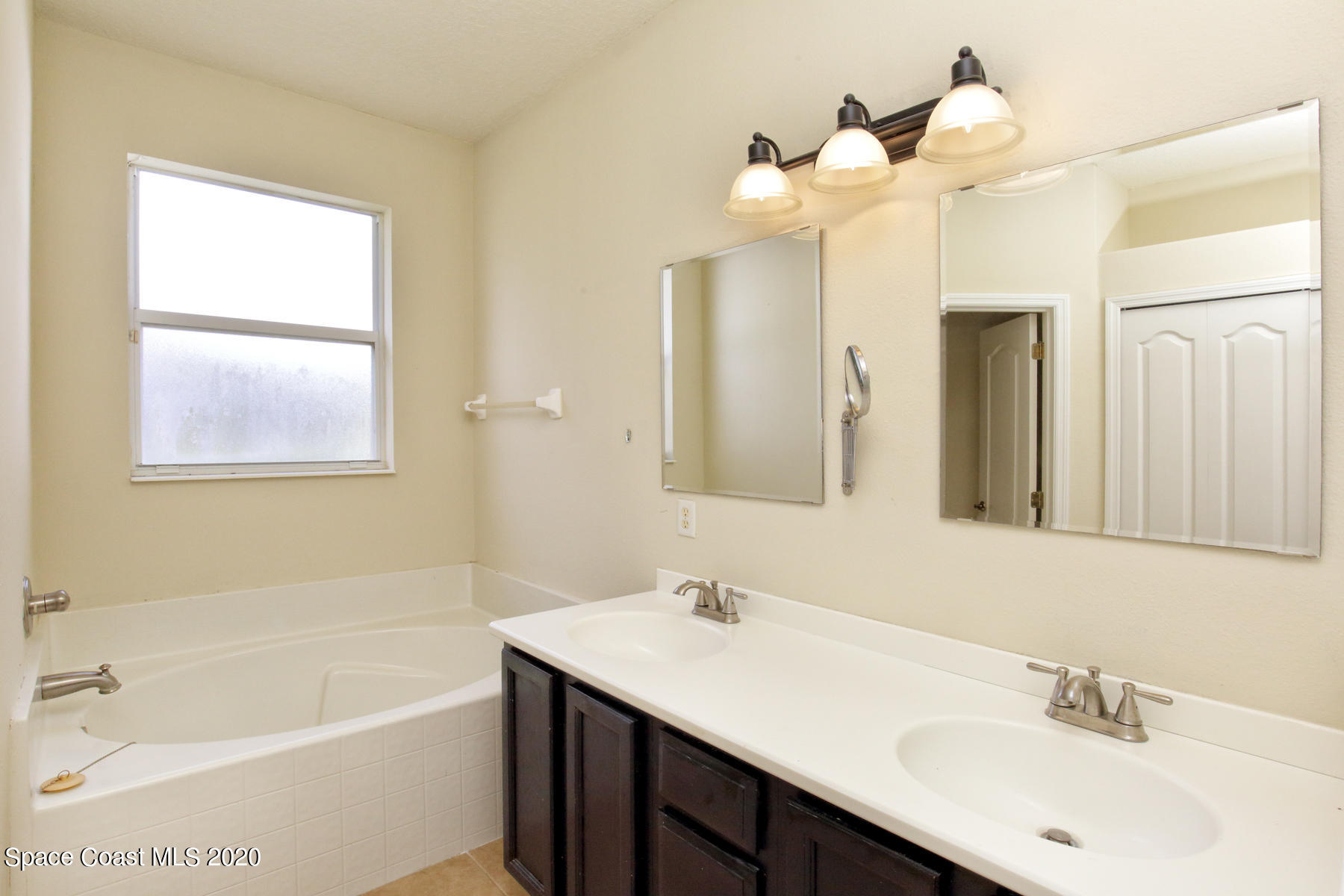 1401 Bridgeport Circle Rockledge, FL 32955 - Photo 19 of 32 Bridgeport_019