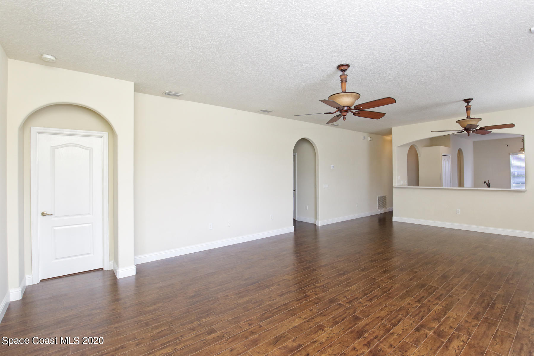 1401 Bridgeport Circle Rockledge, FL 32955 - Photo 7 of 32 Bridgeport_007