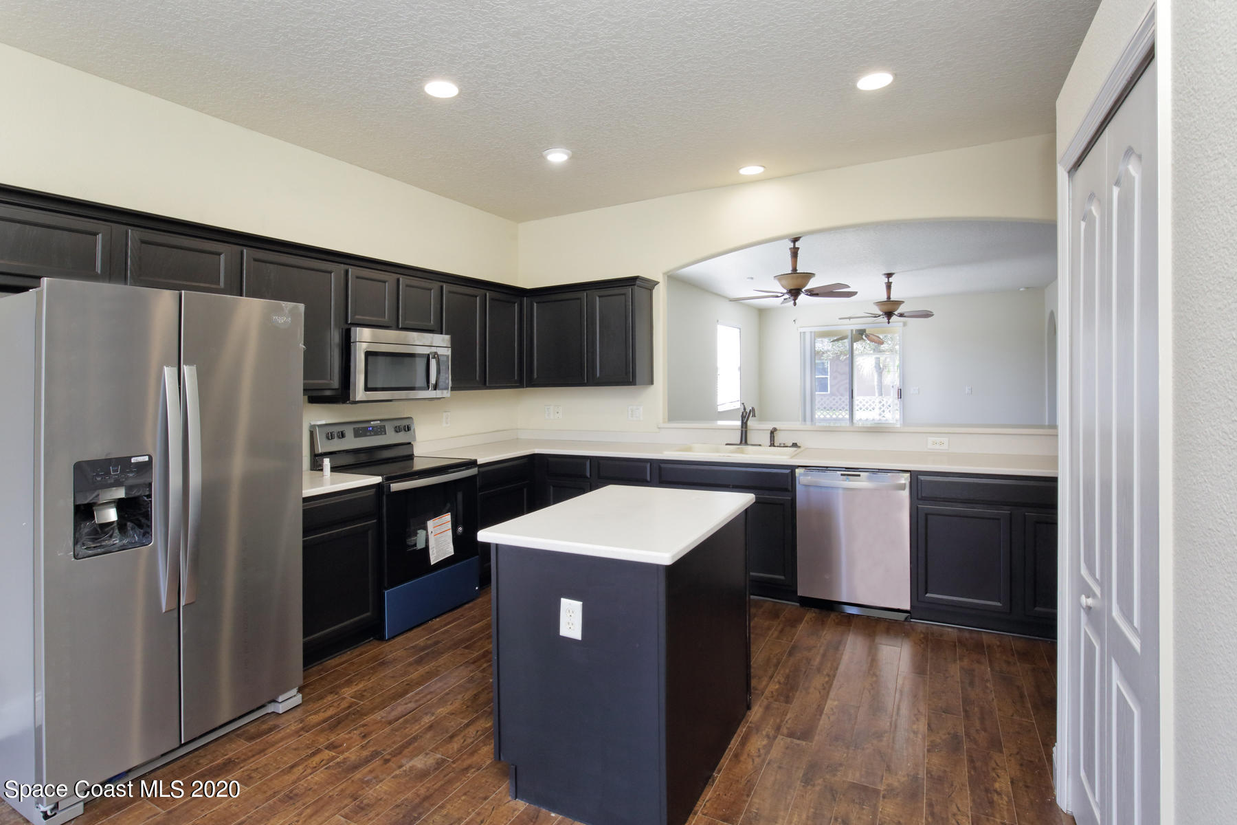 1401 Bridgeport Circle Rockledge, FL 32955 - Photo 9 of 32 Bridgeport_009