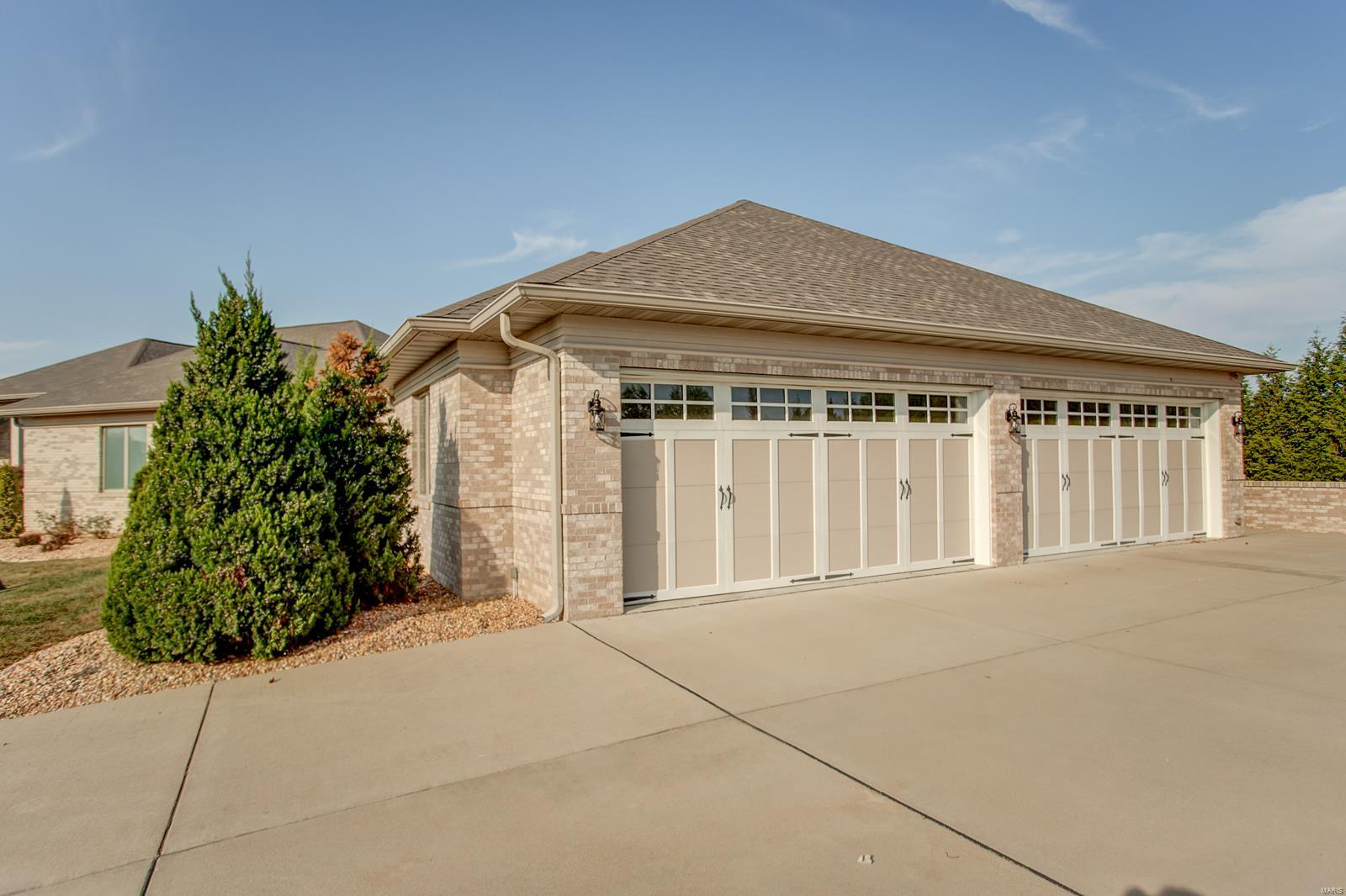 1001 Bluff Pointe Court Caseyville, IL 62232 - Photo 10 of 94