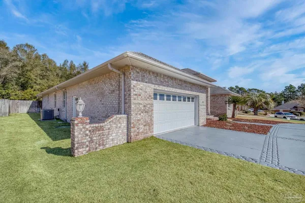 $525,000 | 4244 North Cambridge Way, Pace, FL 32571