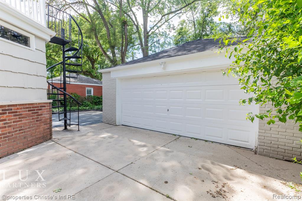 1389 Audubon Road Grosse Pointe Park, MI 48230 - Photo 26 of 26