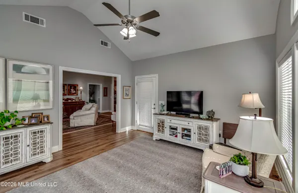 $285,000 | 1720 Sweetwater Drive, Pearl, MS 39208