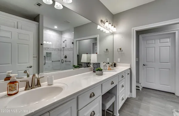 $285,000 | 1720 Sweetwater Drive, Pearl, MS 39208