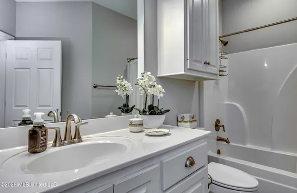 $285,000 | 1720 Sweetwater Drive, Pearl, MS 39208