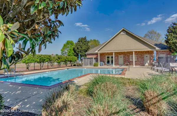 $285,000 | 1720 Sweetwater Drive, Pearl, MS 39208