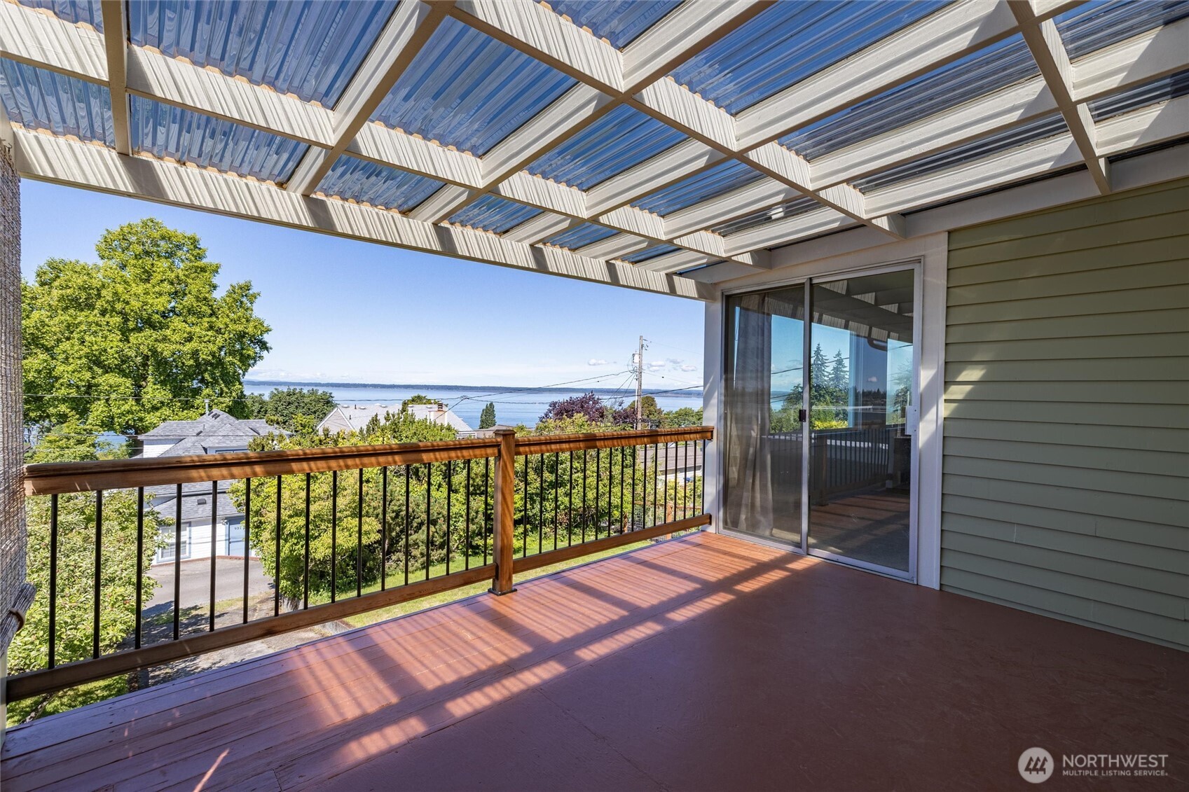 930 16th Street Bellingham, WA 98225 - Photo 3 of 40