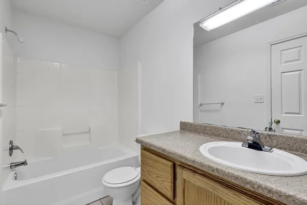 $1,650 | 206 Bobbie Ann Court, Granbury, TX 76049