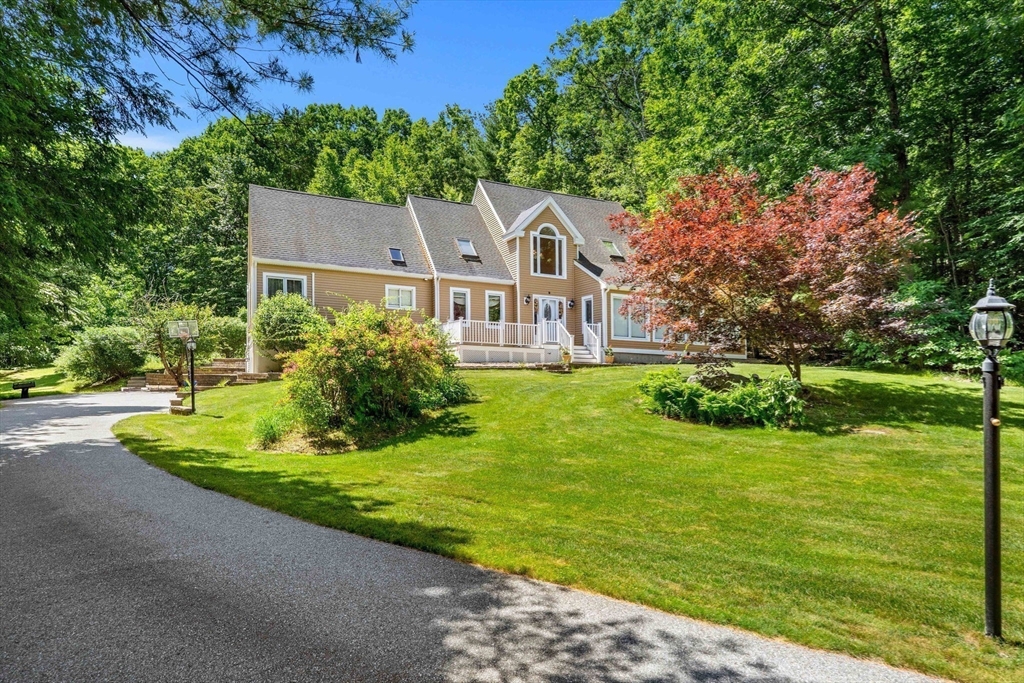9 Abby Road Westford, MA 01886 - Photo 2 of 41