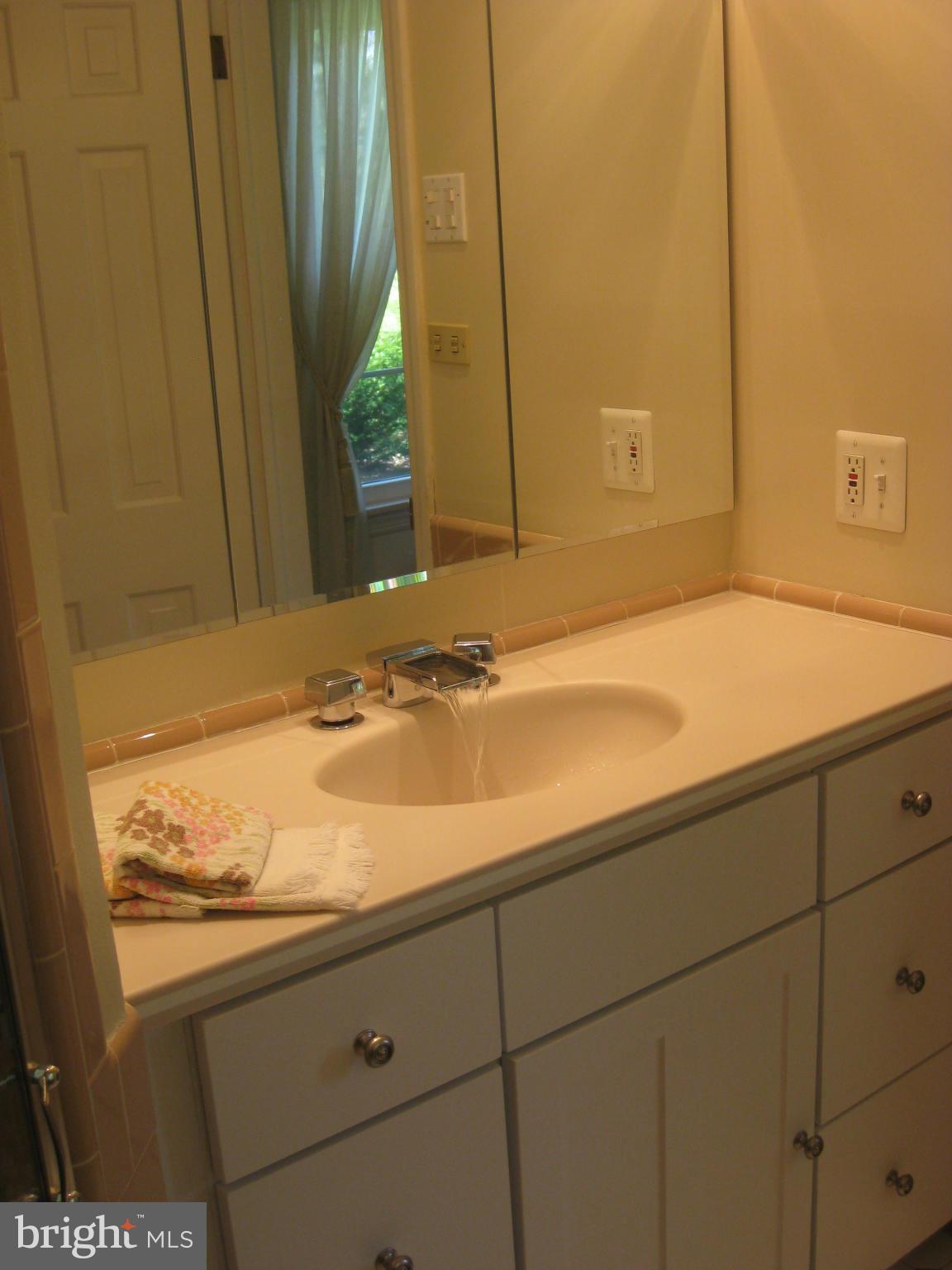 1502 Pot Spring Road Lutherville-Timonium, MD 21093 - Photo 16 of 30 Bath (Master)