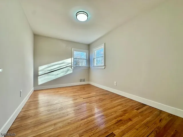 $999,000 | 117 Vivian Avenue, Emerson, NJ 07630