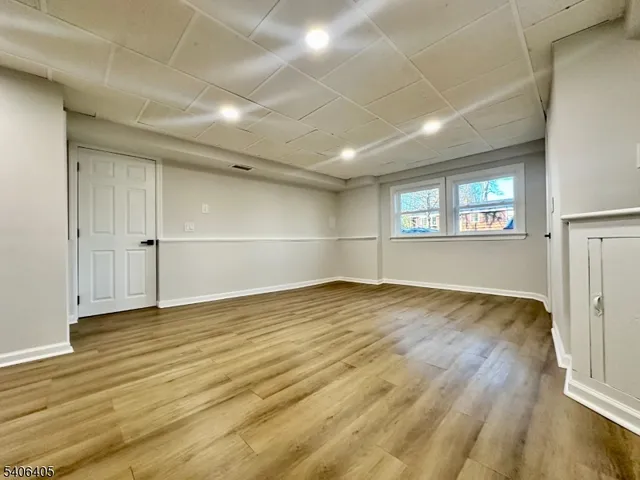 $999,000 | 117 Vivian Avenue, Emerson, NJ 07630