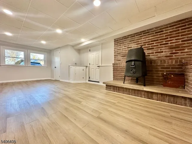 $999,000 | 117 Vivian Avenue, Emerson, NJ 07630