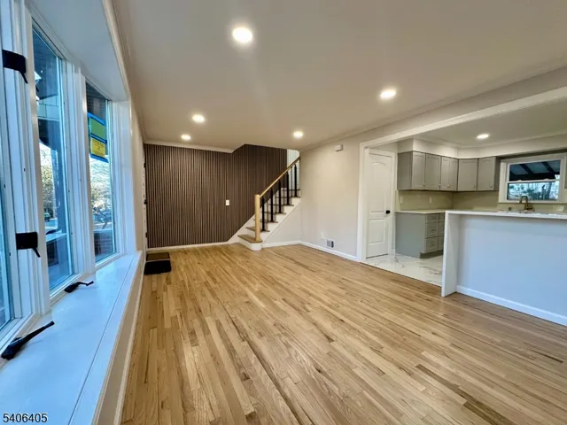 $999,000 | 117 Vivian Avenue, Emerson, NJ 07630